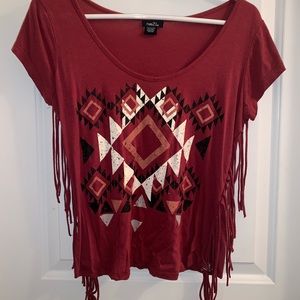 Short sleeve tassel shirt